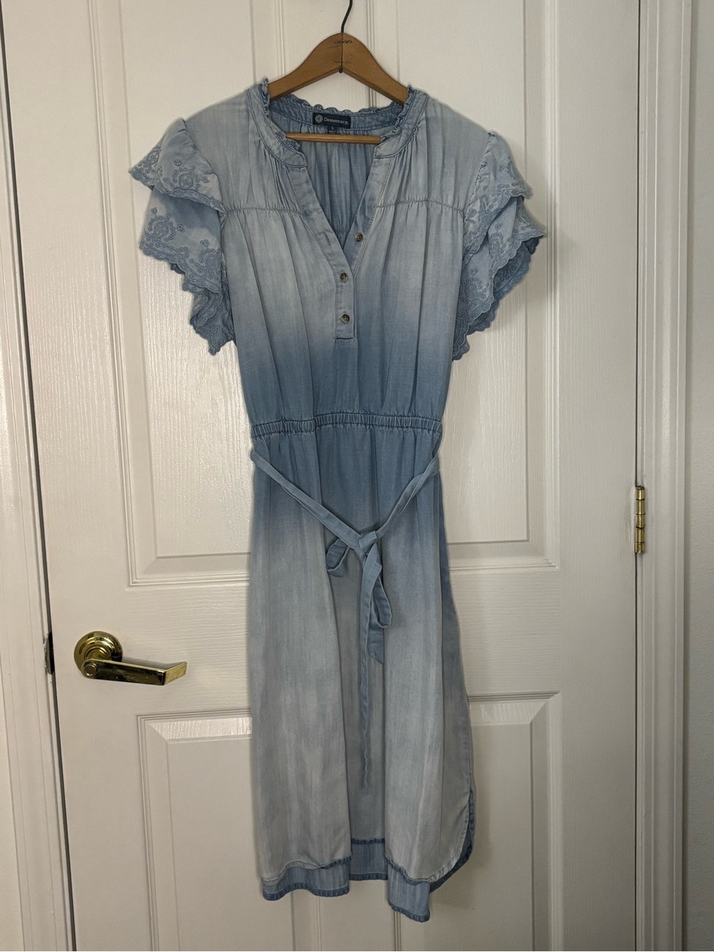 Democracy Light Blue Ombre Chambray Midi Dress with Lace Sleeves